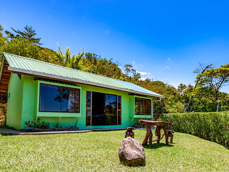 RainbowHouseFarm01